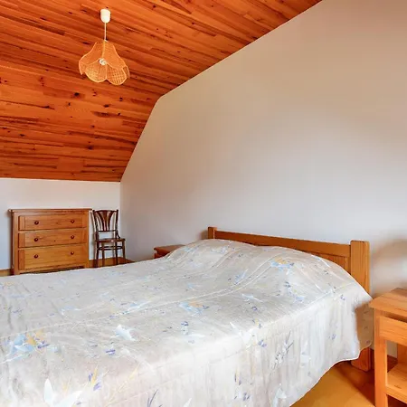 Holiday home Grand Jardin Et Calme Au Coeur Des Cotes-d'armor